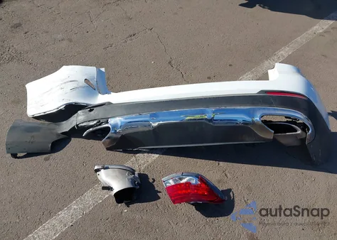 2016 Mercedes-Benz Glc 300 4Matic z USA, uszkodzony, nr VIN WDC0G4KB4GF088411